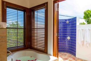 Coconut Palm Poolside Master Bathroom